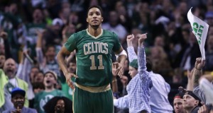 Recap: Celts rally behind Turner, beat Magic